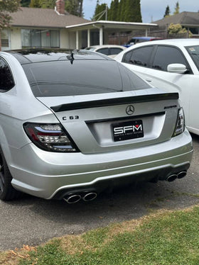 W204 Carbon Fiber Classic Spoiler