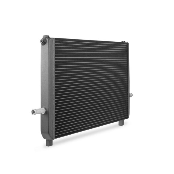 Front mounted radiator for Mercedes CLA 45 AMG