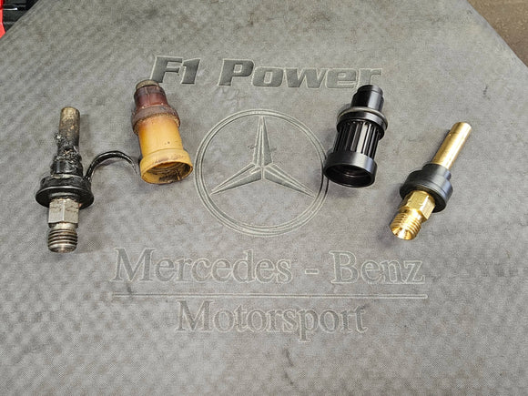 M117 V8 Injector Insulators [ 8 pcs ]