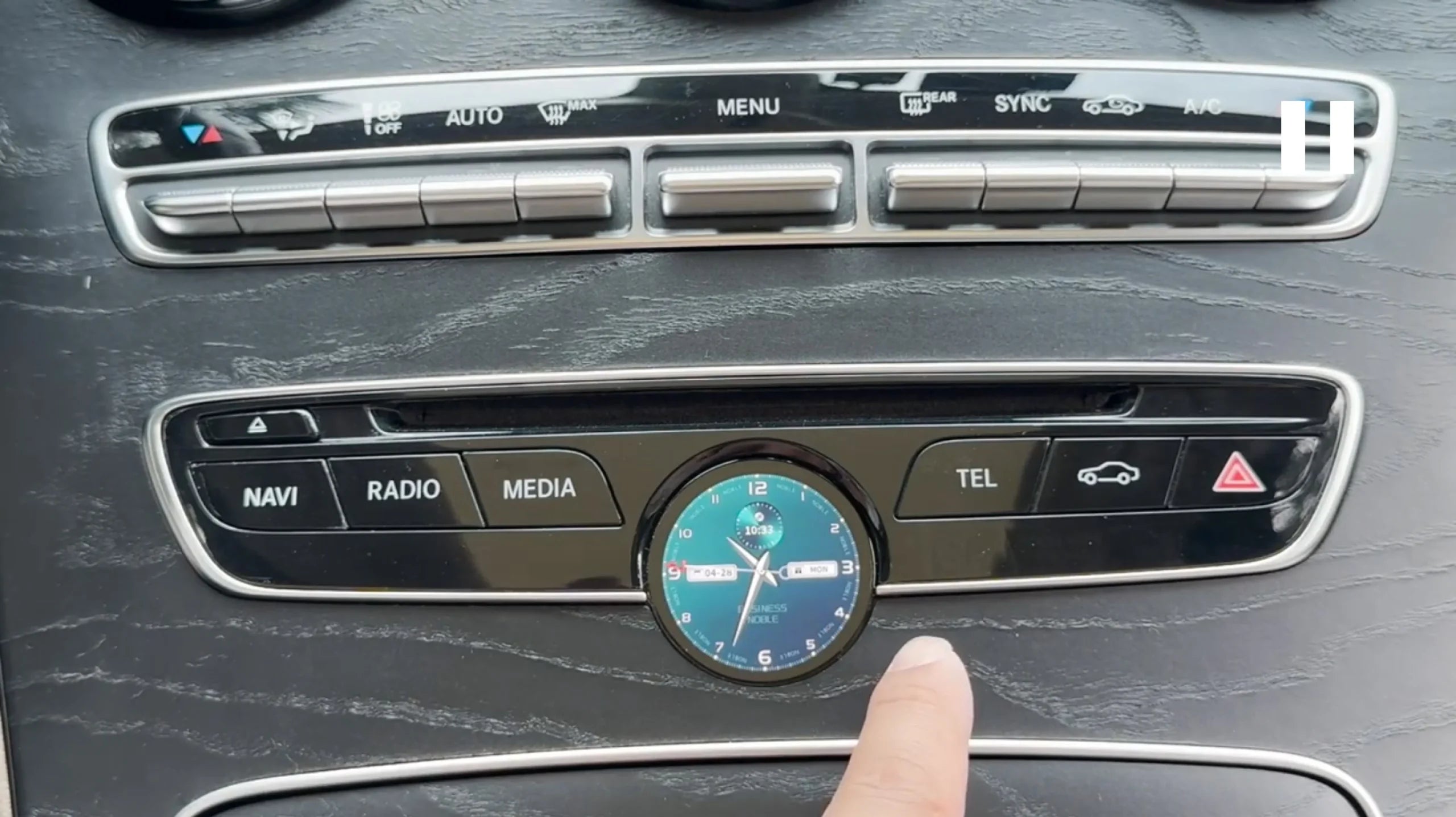 Benz Smart Clock (Mercedes Benz)