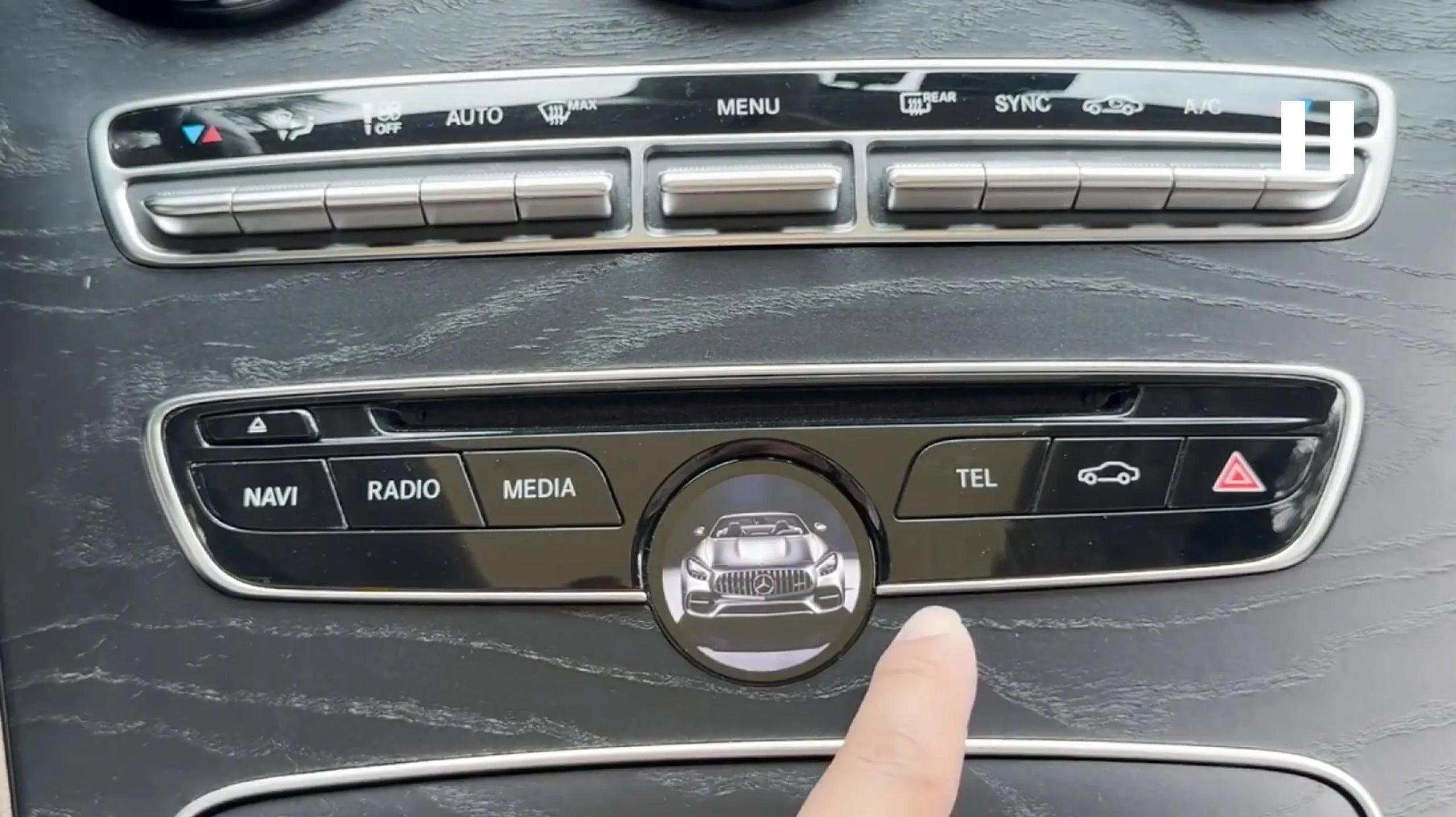 Benz Smart Clock (Mercedes Benz)