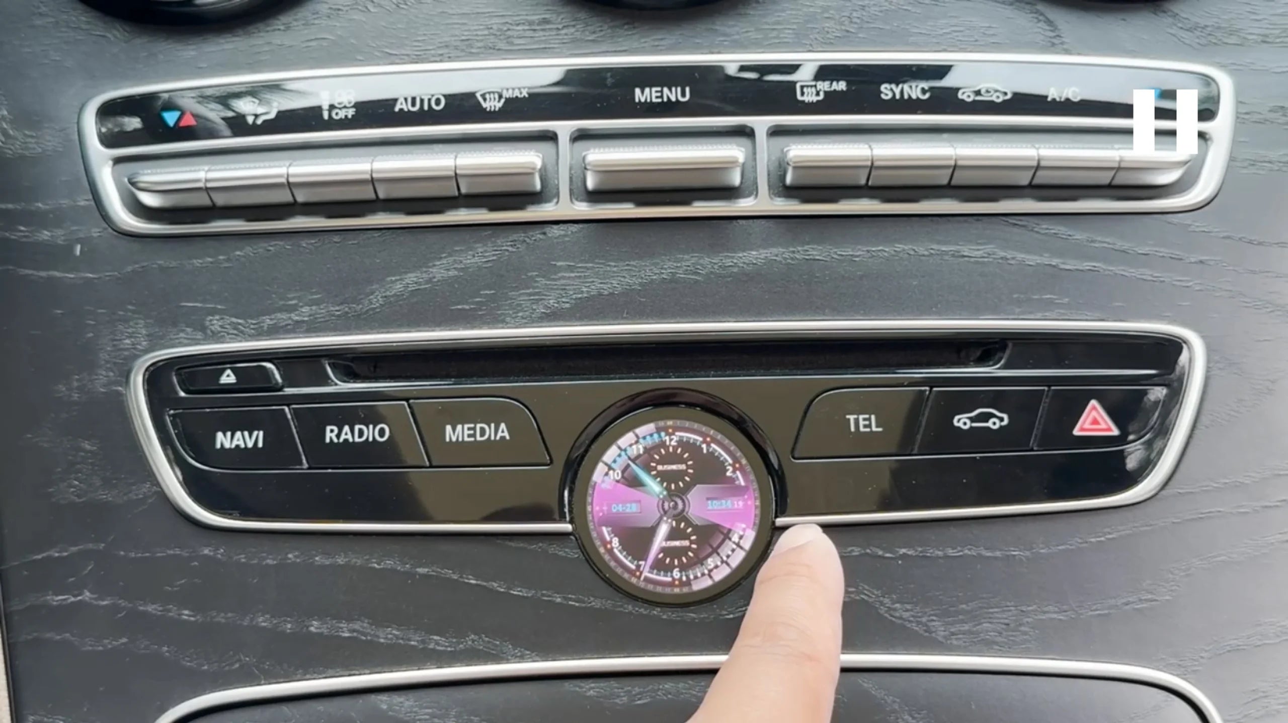 Benz Smart Clock (Mercedes Benz)