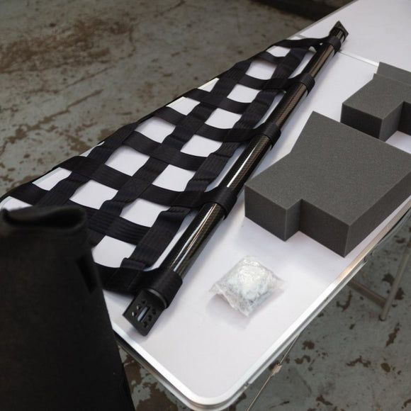 Rear seat delete fullkit V2 - Double strut bar, net and carpet for Mercedes Benz C63 AMG W204