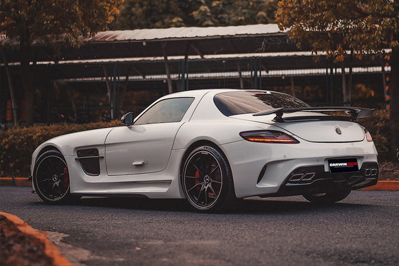 DarwinPRO Aerodynamics DarwinPRO 2010-2015 Mercedes Benz W197 SLS AMG BKSS Style Side Skirts & Fender