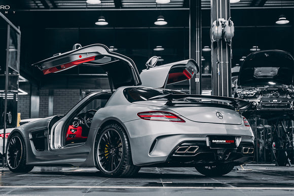 DarwinPRO Aerodynamics DarwinPRO 2010-2015 Mercedes Benz W197 SLS AMG BKSS Style Side Skirts & Fender