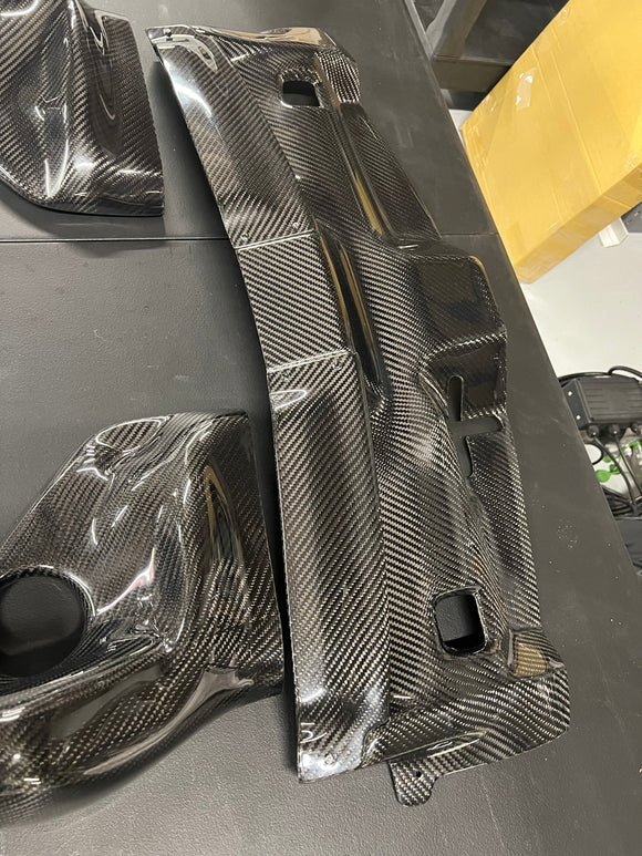 Carbon Fiber intakes W204 C63
