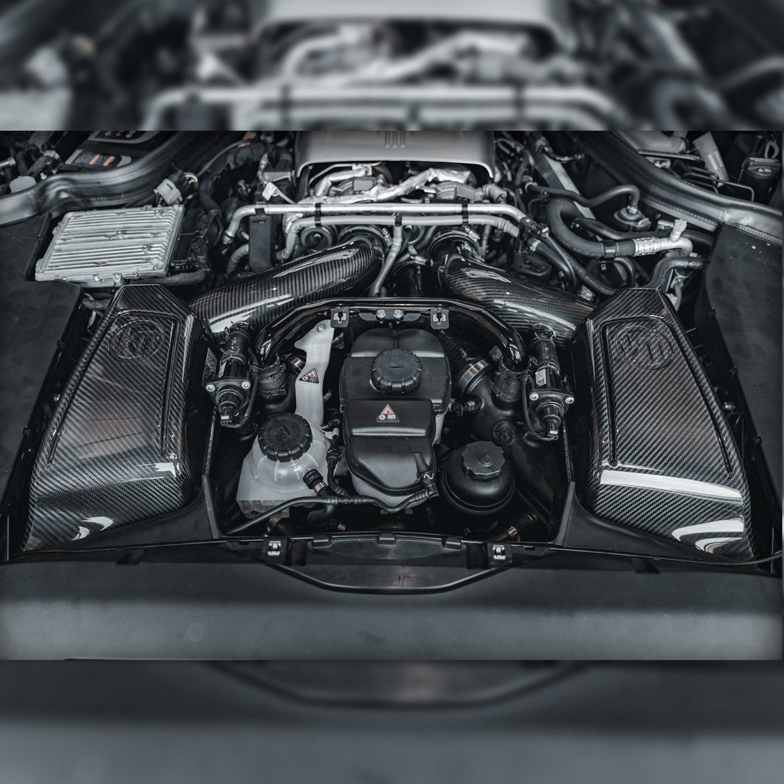 Carbon Air Intake System Ø102mm Mercedes Benz AMG GT