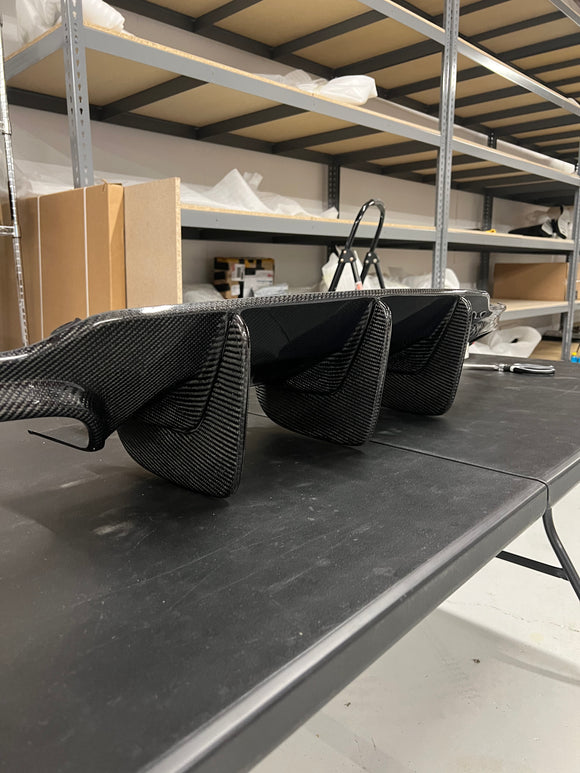 2008-2011 Carbon Fiber Big Fin Diffuser ( Fits Pre Facelift Models)