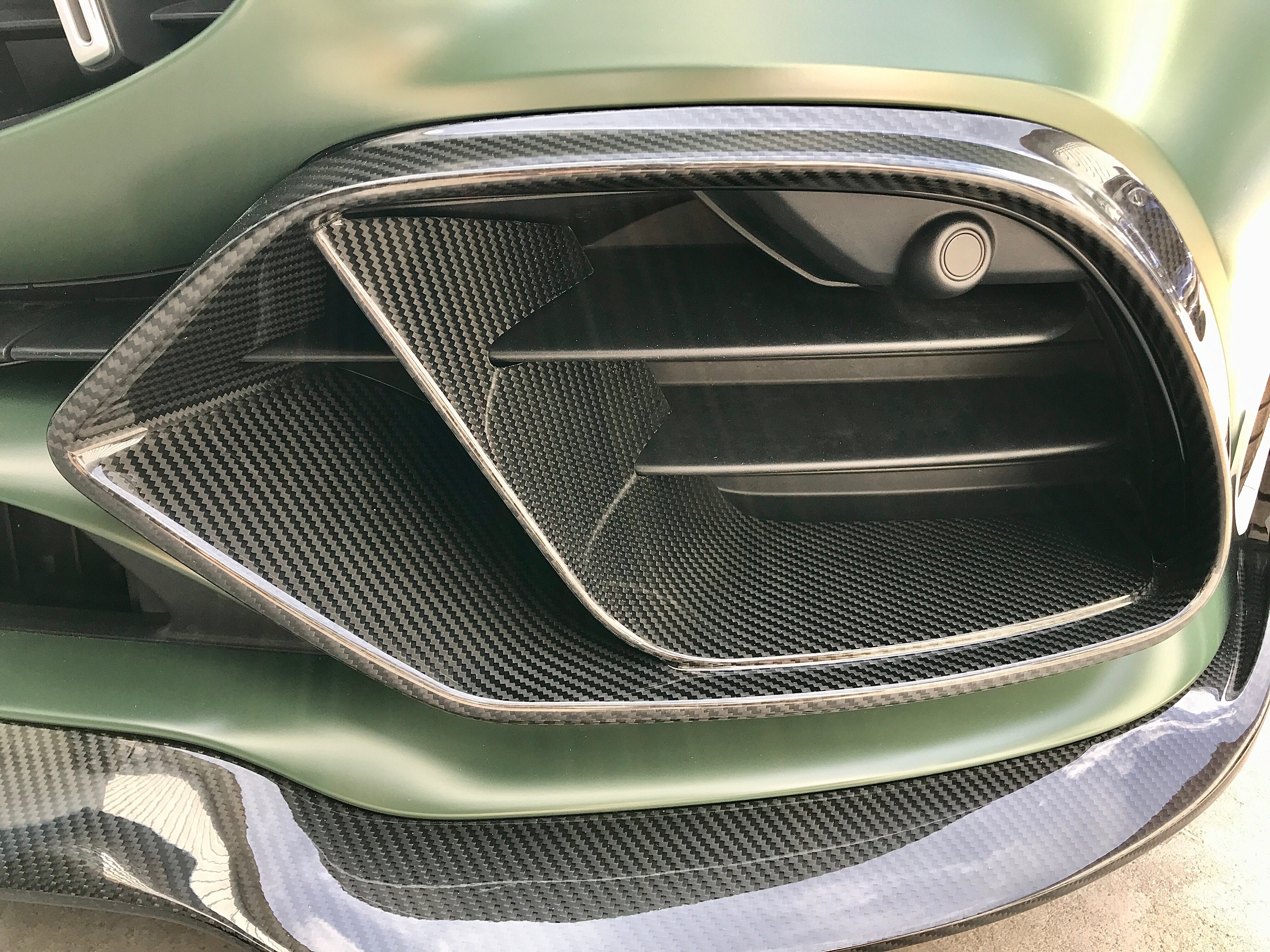 SD Carbon B Style Pre-preg Carbon Fiber Front Bumper Vent Cover for Mercedes Benz AMG GT50 GT53 4 Door X290 2019-ON