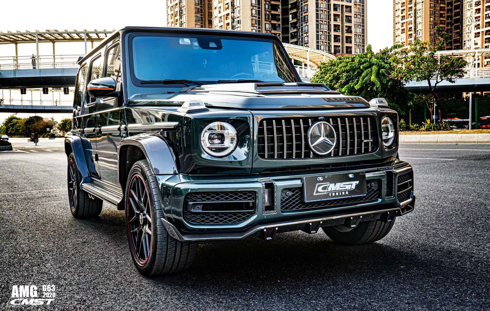 CMST Tuning Pre-preg Carbon Fiber Wheel Arches for Mercedes Benz G63 / G550 / G500 W464