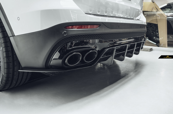 Future Design FD Carbon Fiber REAR DIFFUSER for Mercedes Benz GLB 250 AMG / GLB 35 AMG X247 2020-ON
