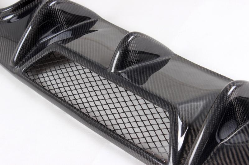 V Style Carbon Fiber Diffuser W204 C63